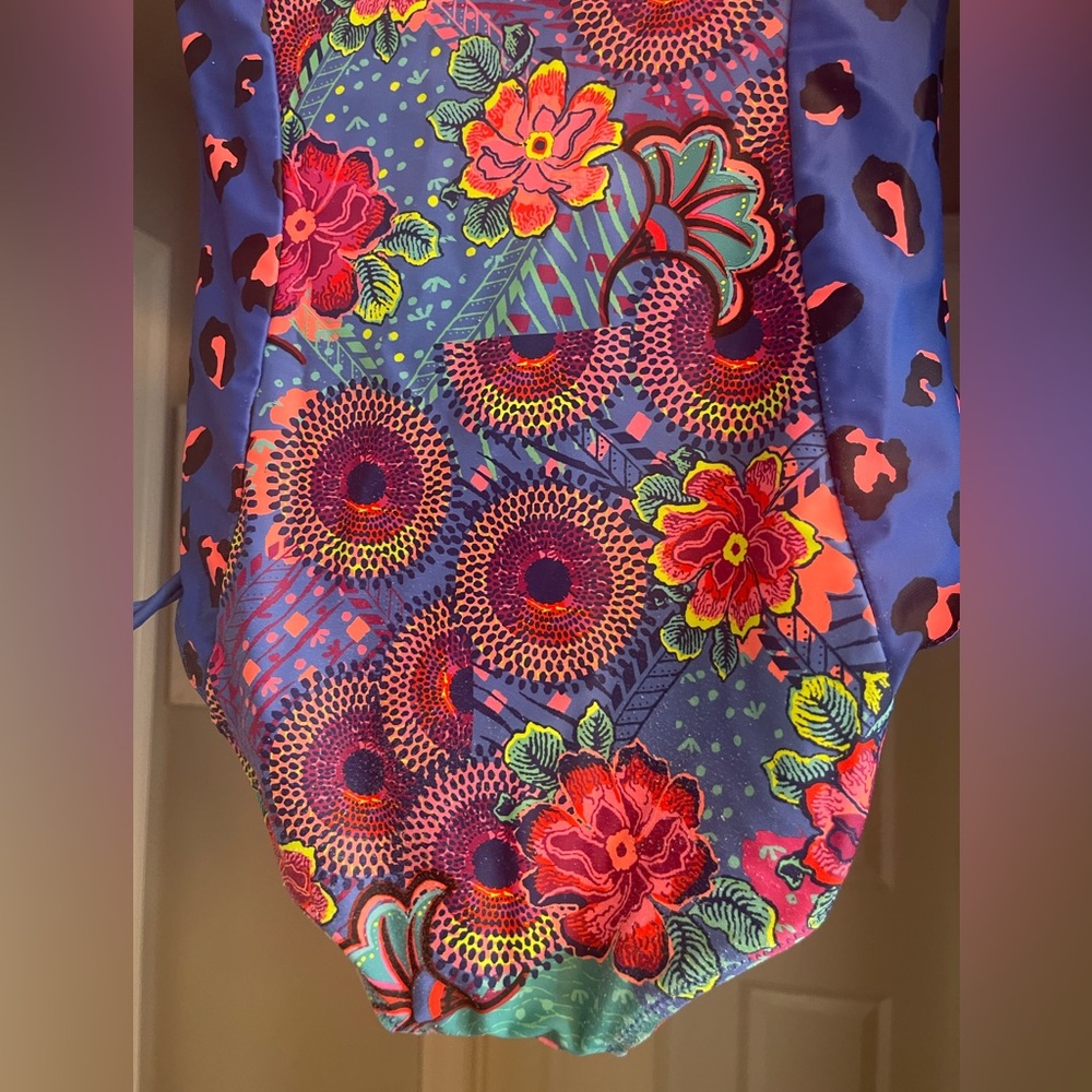 Next Rashgard Suit - Picture 5 of 7